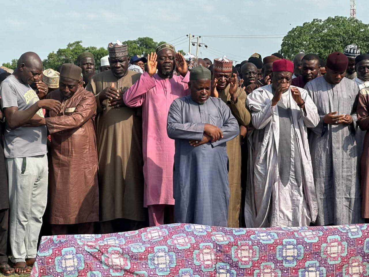 1778842018 555 Gwagwalada Legislative Council speaker and his aide de in road