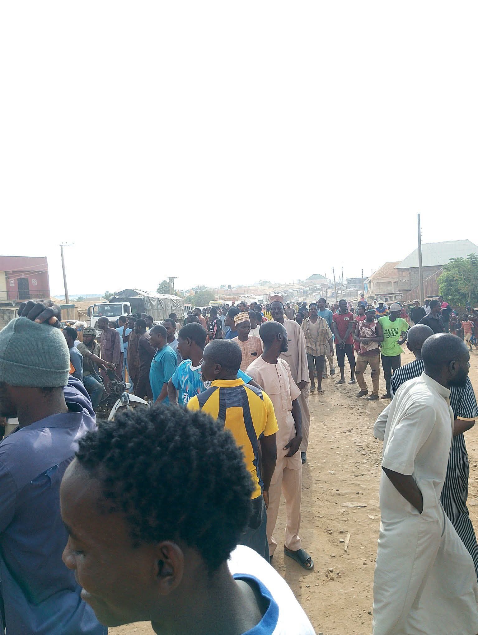 Tanker crashes into house, k!lls woman and her 10-year-old grandson in Suleja